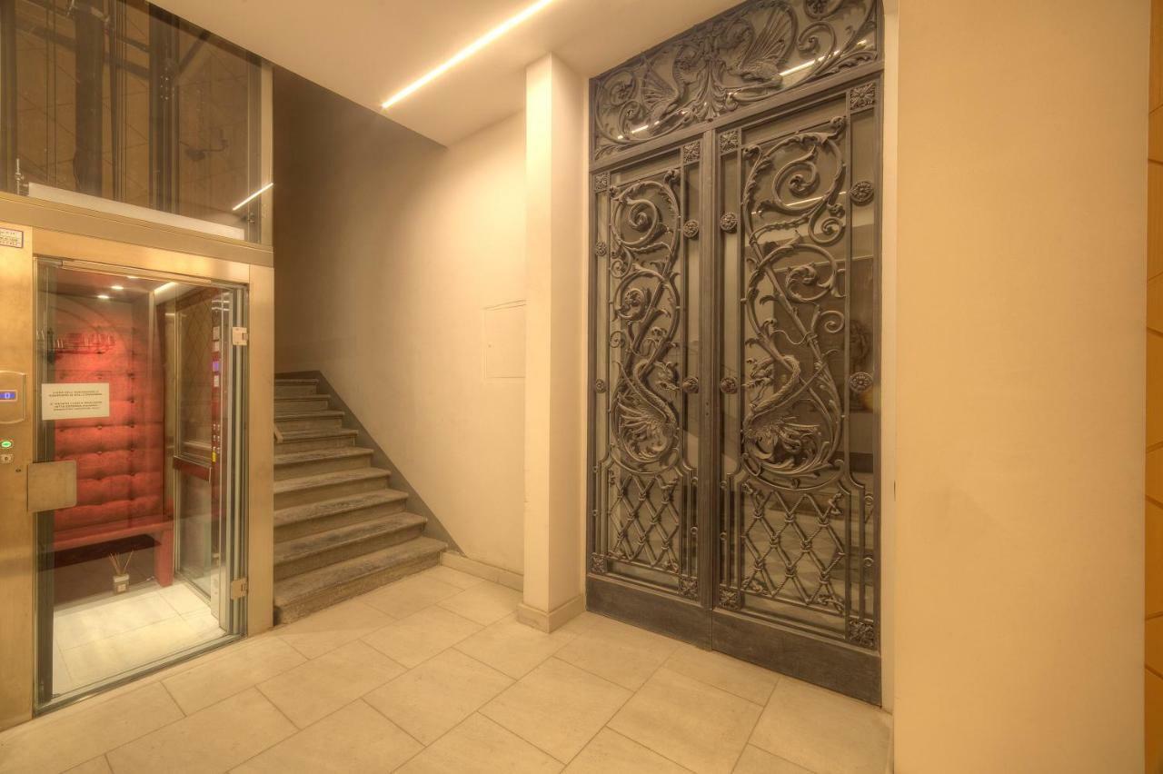 Duomo Luxury Apartment "Palazzo Del Re" Florence Extérieur photo